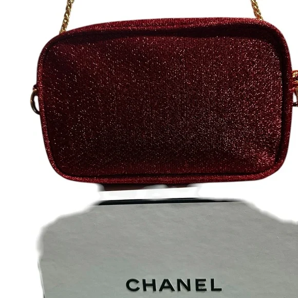 Chanel Beauty GWP pouch/crossbody purse w/ unbranded chain NWOT Box/Tissues incl - Picture 5 of 9